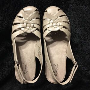 Kim Rogers Jayla Sandal  Size 9.5 New No Tag